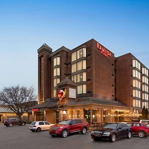 Ramada Plaza By Wyndham Niagara Falls